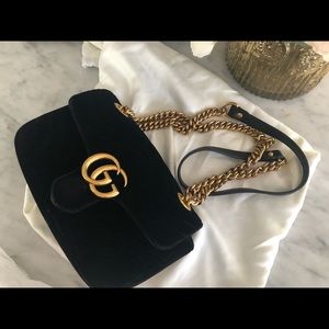 GG marmont Velvet black Gucci bag